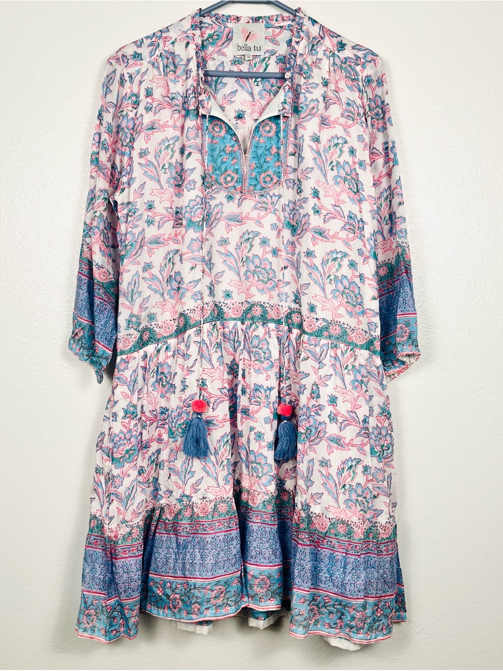 Bella Tu Pink & Blue Floral Tiered Tasseled V-Neck 3/4 Sleeve Dress Medium